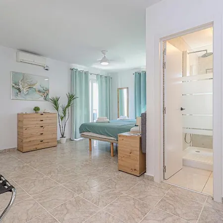 Presidential Villamartin Plaza Av Brisas 67 Apartment