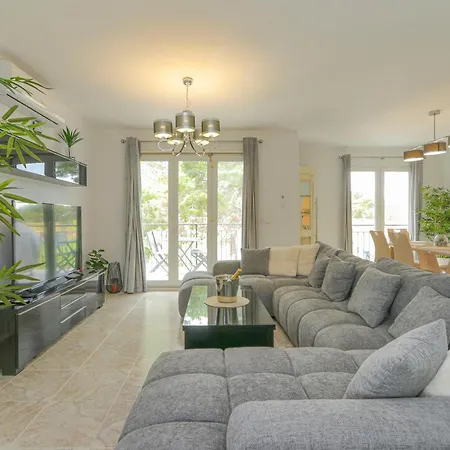 Apartment Presidential Villamartin Plaza Av Brisas 67 Alicante