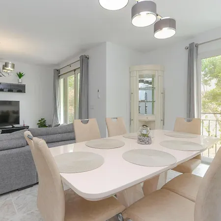Presidential Villamartin Plaza Av Brisas 67 Apartment Alicante